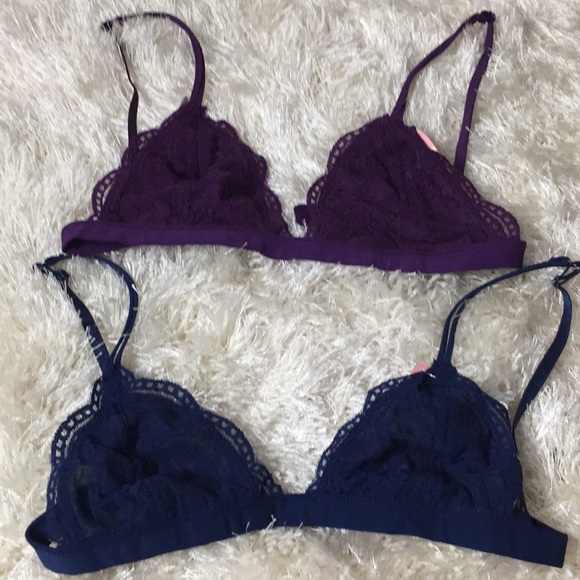 Lace triangle Bralette . - Picture 7 of 7